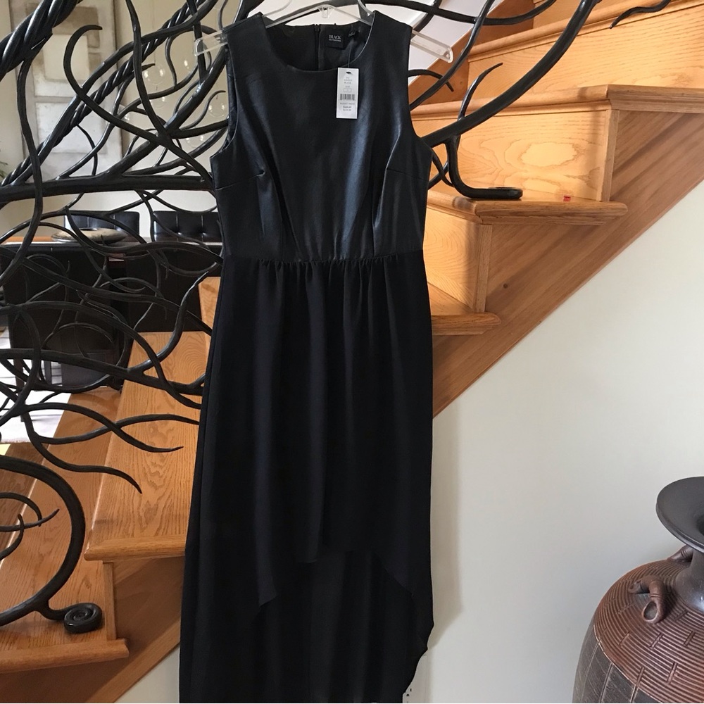 Elegant Black Sleeveless Dress